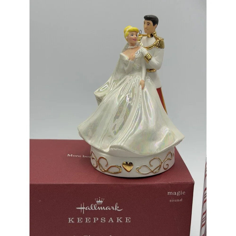 Hallmark Keepsake Disney Cinderella Wedding Porcelain Magic Sound Ornament
